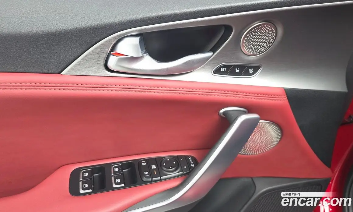 Kia Stinger 2017 3.3 автомат (гидро), фото 28
