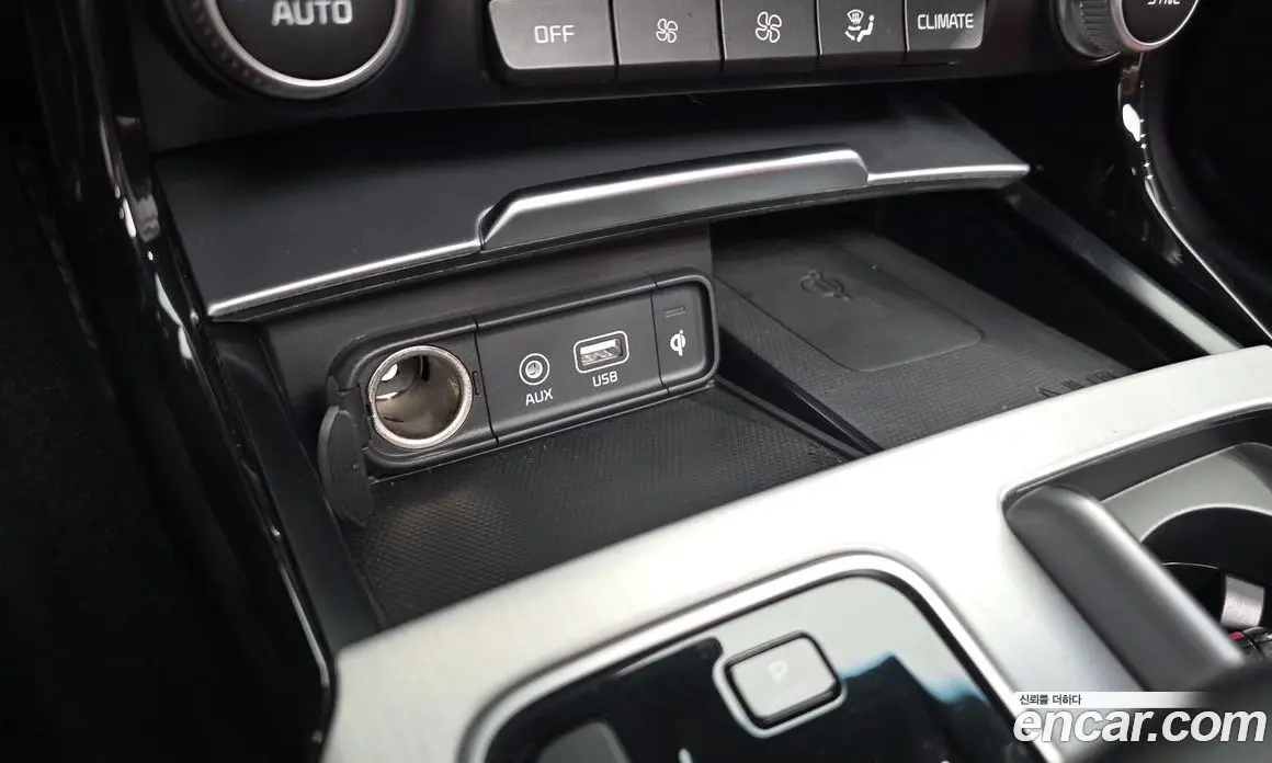 Kia Stinger 2017 3.3 автомат (гидро), фото 31