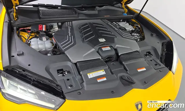 Lamborghini Urus 2024 4.0 автомат (гидро), миниатюра 6