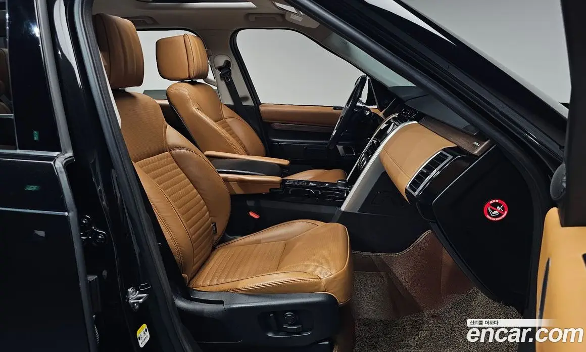 Land Rover Discovery 2018 3.0 автомат (гидро), фото 15