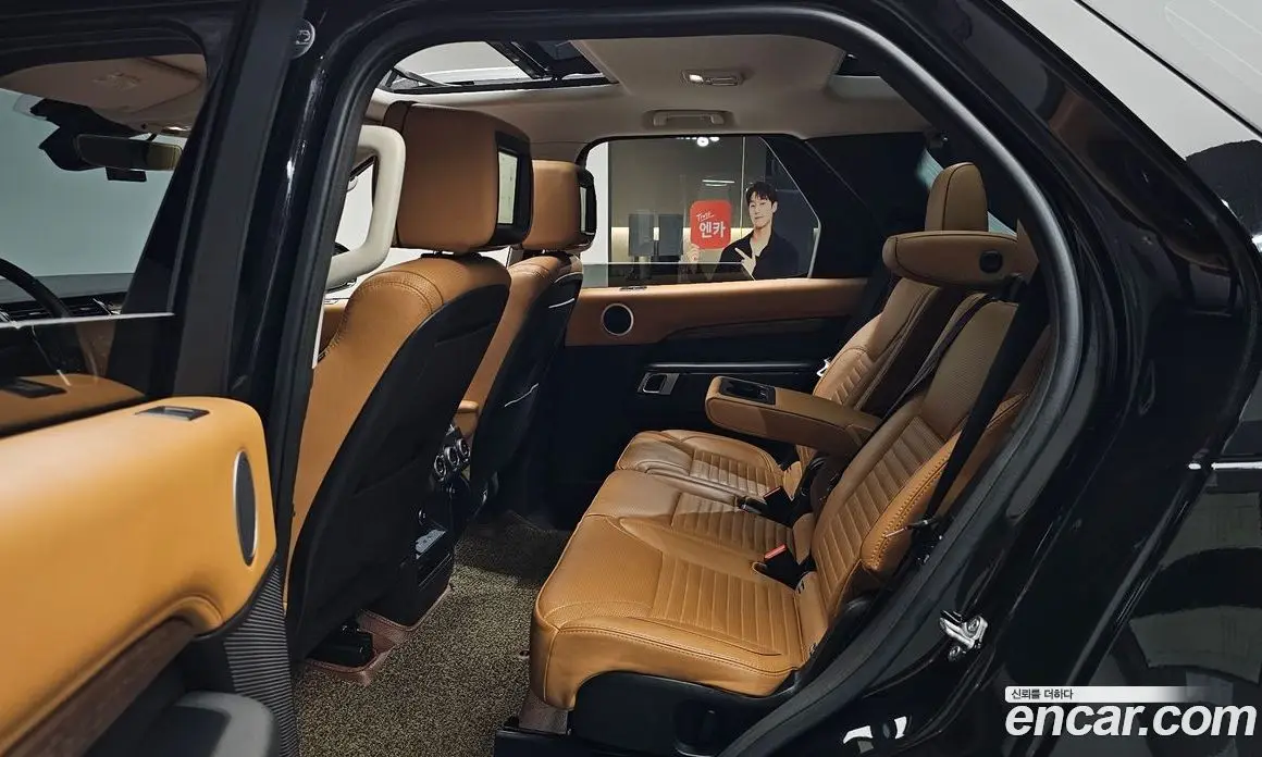 Land Rover Discovery 2018 3.0 автомат (гидро), фото 16