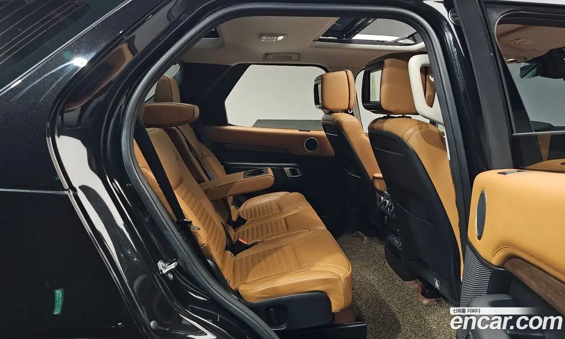Land Rover Discovery 2018 3.0 автомат (гидро), фото 17