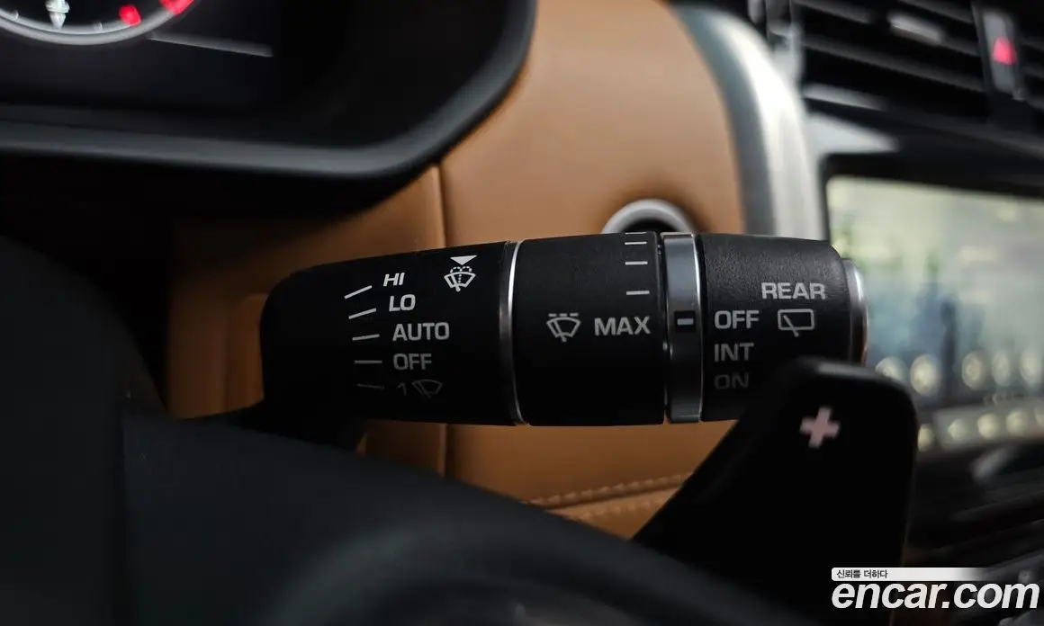 Land Rover Discovery 2018 3.0 автомат (гидро), фото 35