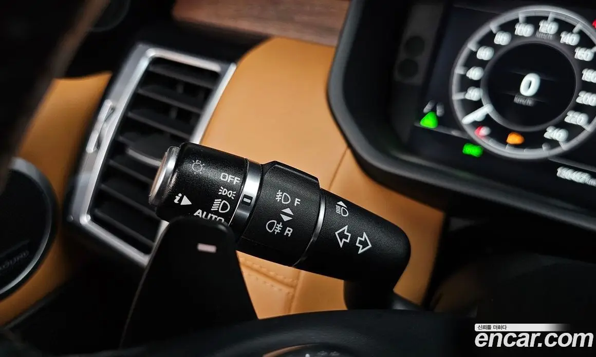 Land Rover Discovery 2018 3.0 автомат (гидро), фото 39