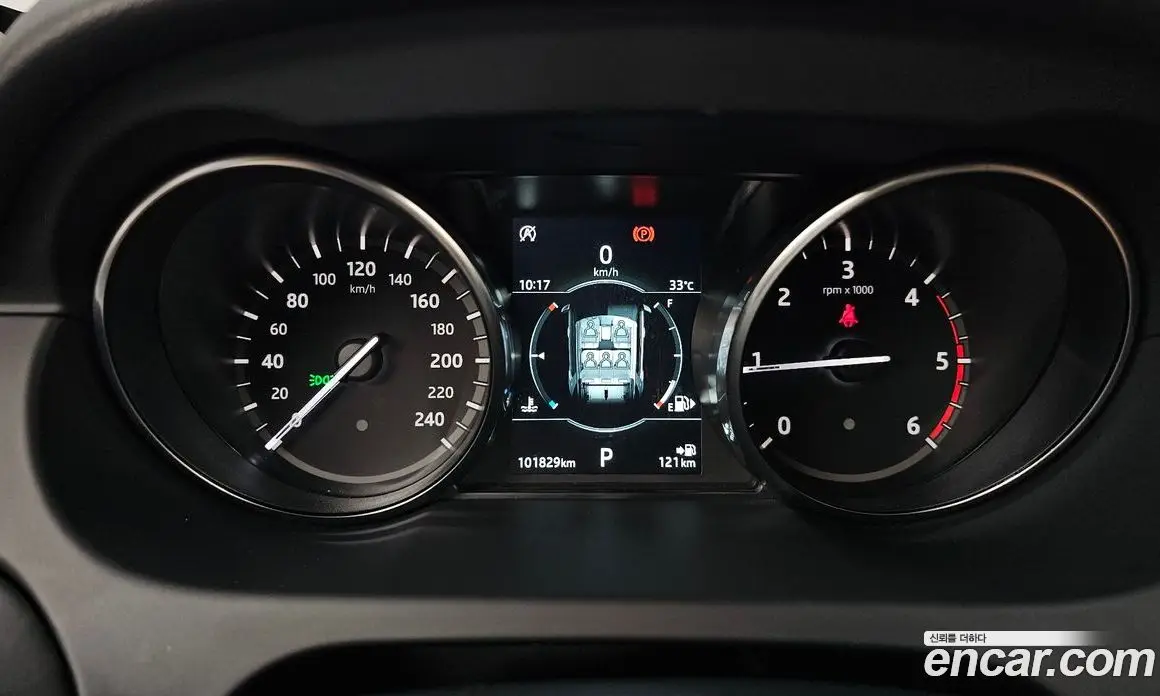 Land Rover Discovery Sport 2019 2.0 автомат (гидро), фото 11