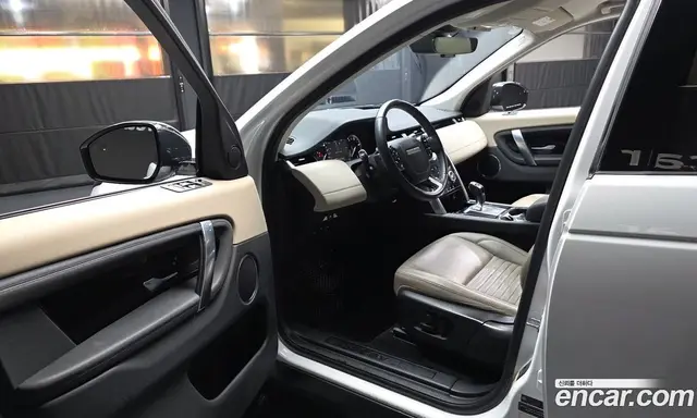 Land Rover Discovery Sport 2020 2.0 автомат (гидро), миниатюра 10