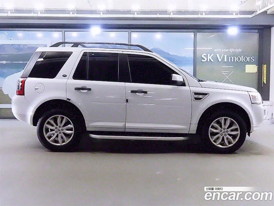 Land Rover Freelander 2012 2.2 автомат (гидро), фото 3