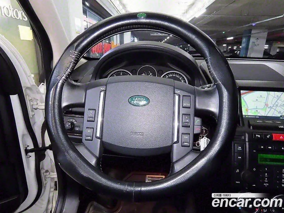 Land Rover Freelander 2012 2.2 автомат (гидро), фото 8