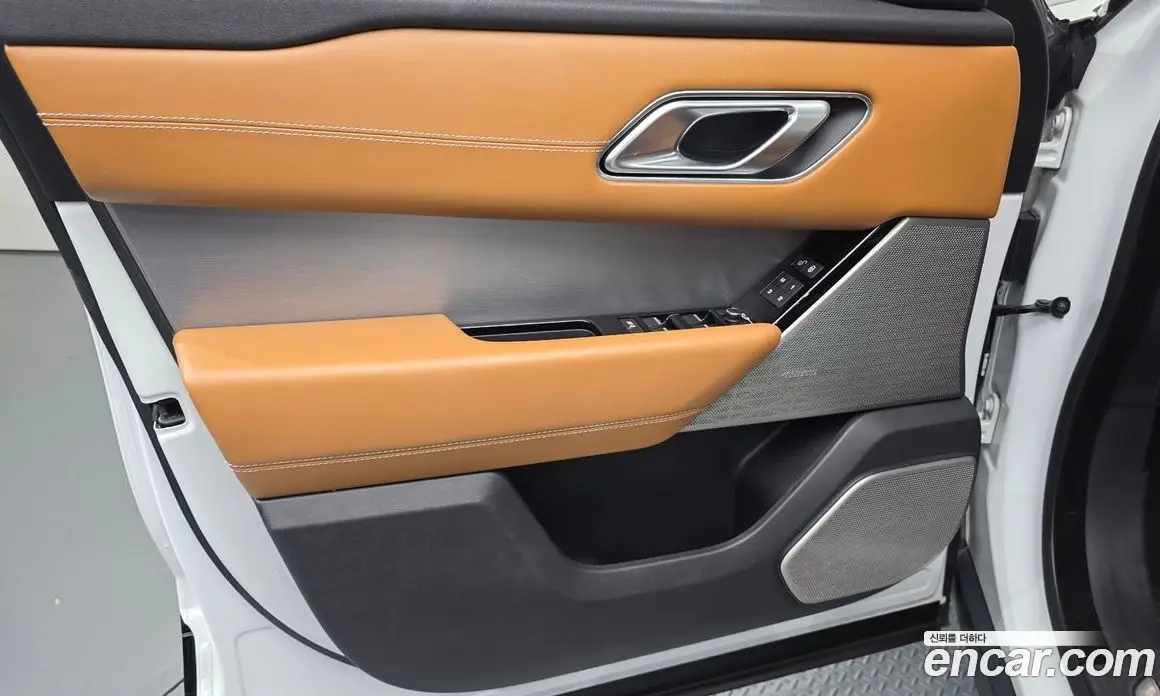 Land Rover Range Rover Velar 2019 3.0 автомат (гидро), фото 14