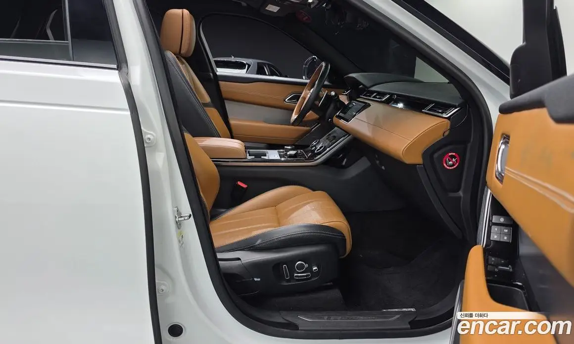 Land Rover Range Rover Velar 2019 3.0 автомат (гидро), фото 16