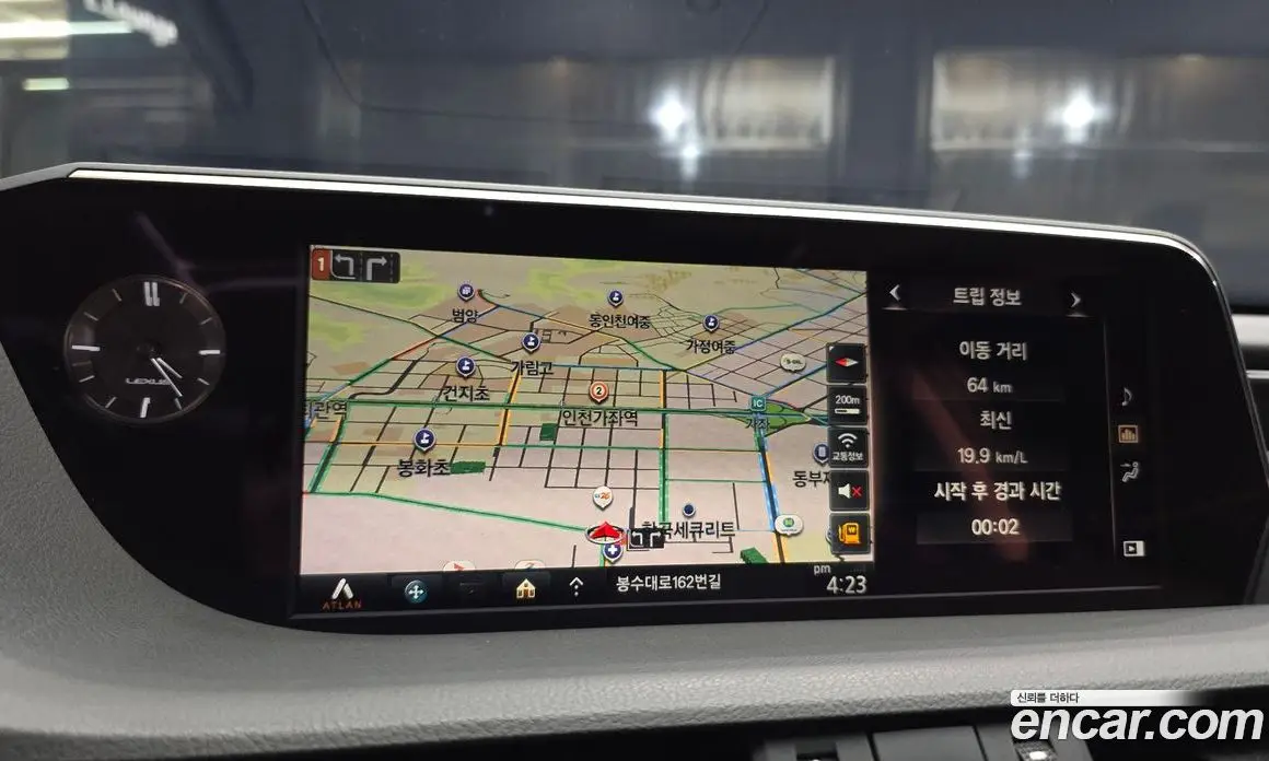Lexus ES 2018 2.5 автомат (гидро), фото 21