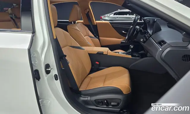 Lexus ES 2023 2.5 автомат (гидро), миниатюра 10