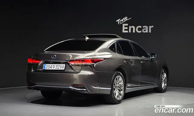 Lexus LS 2018 3.5 автомат (гидро), миниатюра 2