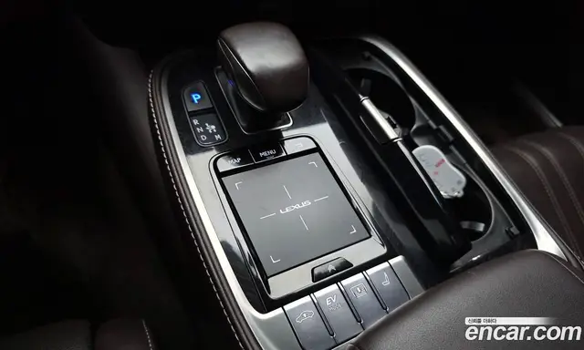 Lexus LS 2018 3.5 автомат (гидро), миниатюра 12