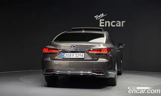 Lexus LS 2018 3.5 автомат (гидро), миниатюра 4