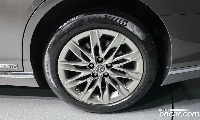 Lexus LS 2018 3.5 автомат (гидро), миниатюра 5