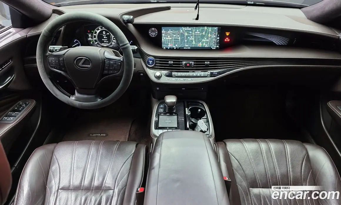 Lexus LS 2018 3.5 автомат (гидро), фото 10