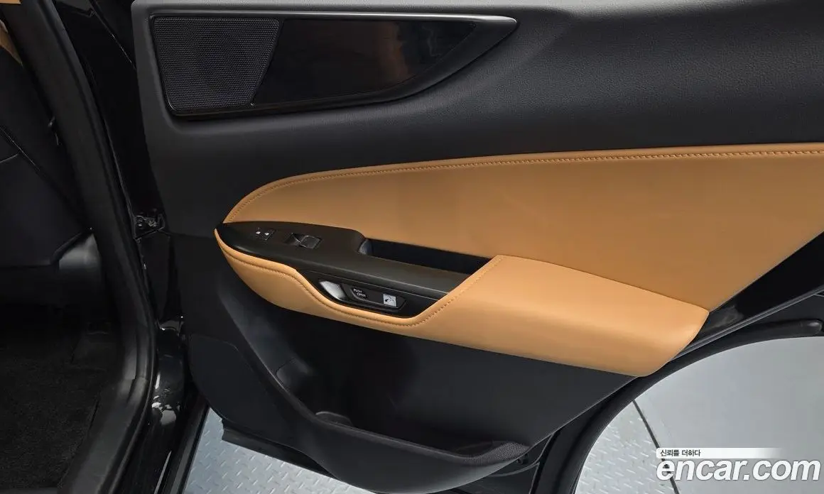 Lexus NX 2023 2.5 автомат (гидро), фото 15