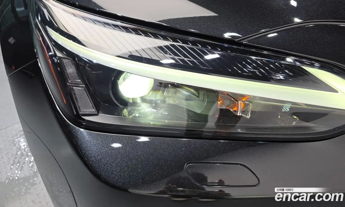 Lexus NX 2023 2.5 автомат (гидро), фото 8