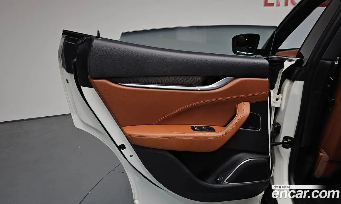 Maserati Levante 2020 3.0 автомат (гидро), фото 14
