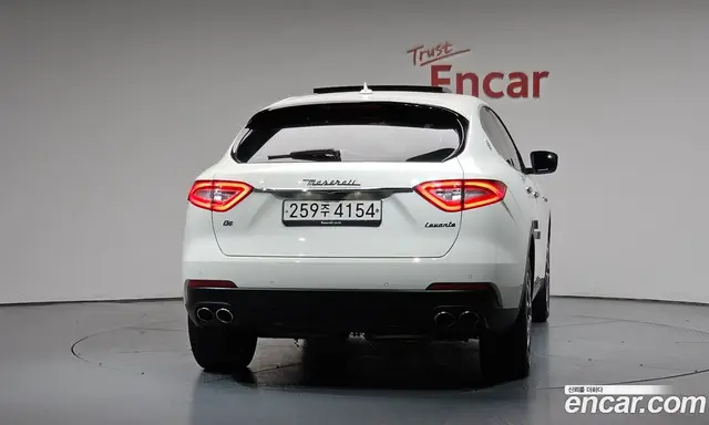 Maserati Levante 2020 3.0 автомат (гидро), миниатюра 3