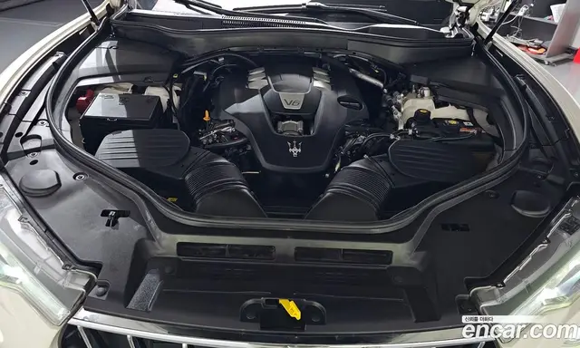 Maserati Levante 2020 3.0 автомат (гидро), миниатюра 5
