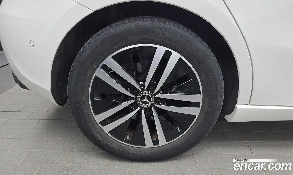 Mercedes-Benz A-Class 2021 2.0 автомат (гидро), фото 5