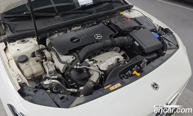 Mercedes-Benz A-Class 2021 2.0 автомат (гидро), миниатюра 6
