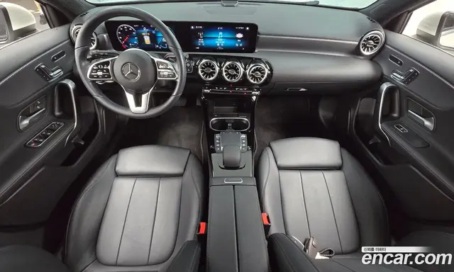 Mercedes-Benz A-Class 2021 2.0 автомат (гидро), миниатюра 7