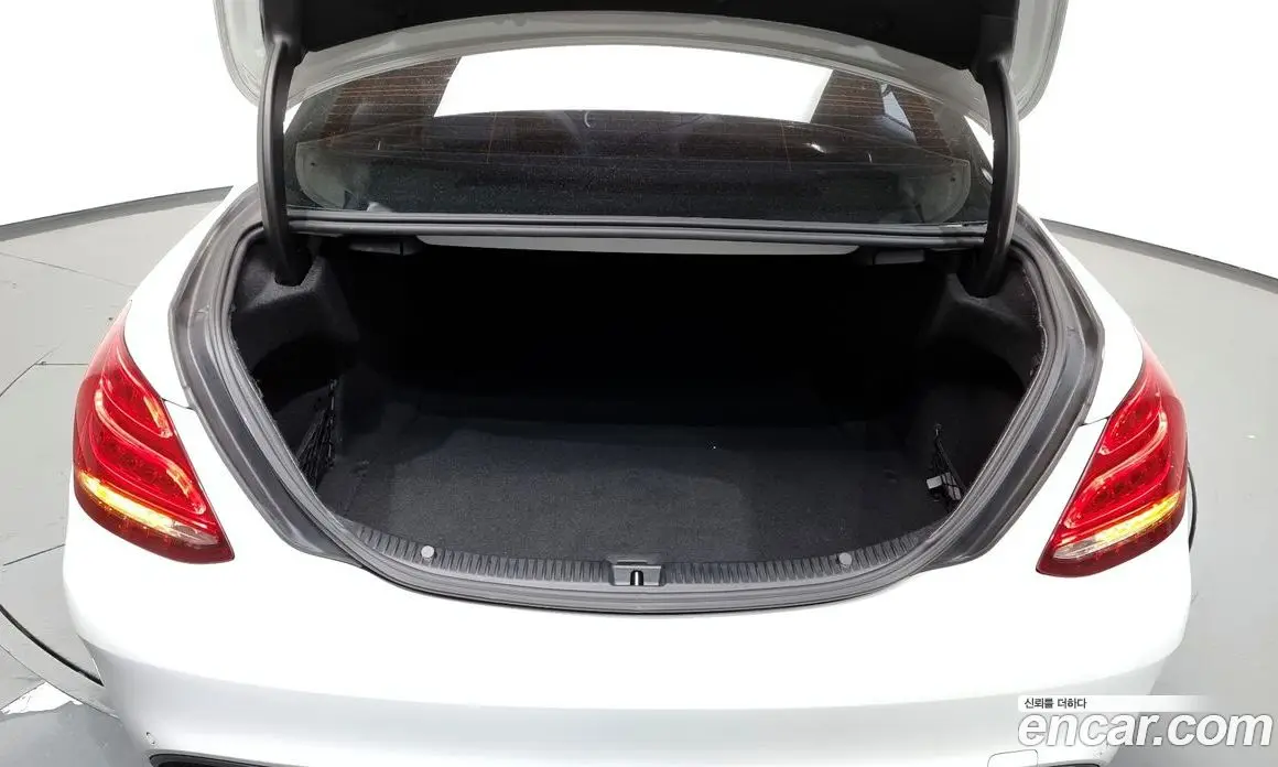 Mercedes-Benz C-Class 2016 2.0 автомат (гидро), фото 20 Mercedes-Benz C-Class 2016 2.0 автомат (гидро), фото 20