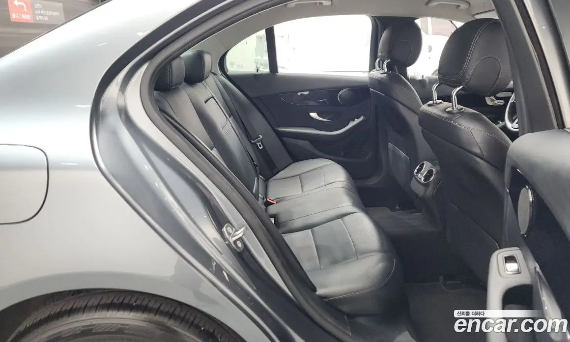 Mercedes-Benz C-Class 2019 2.0 автомат (гидро), фото 11