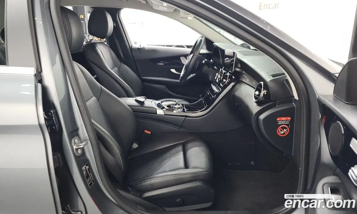 Mercedes-Benz C-Class 2019 2.0 автомат (гидро), фото 12