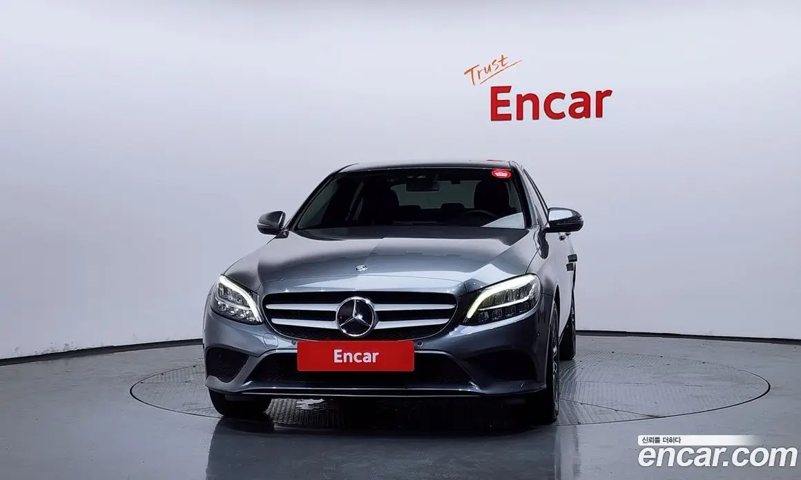 Mercedes-Benz C-Class 2019 2.0 автомат (гидро), фото 3
