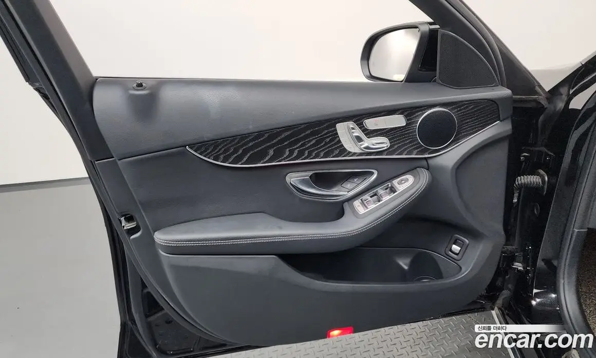 Mercedes-Benz C-Class 2019 1.9 автомат (гидро), фото 14
