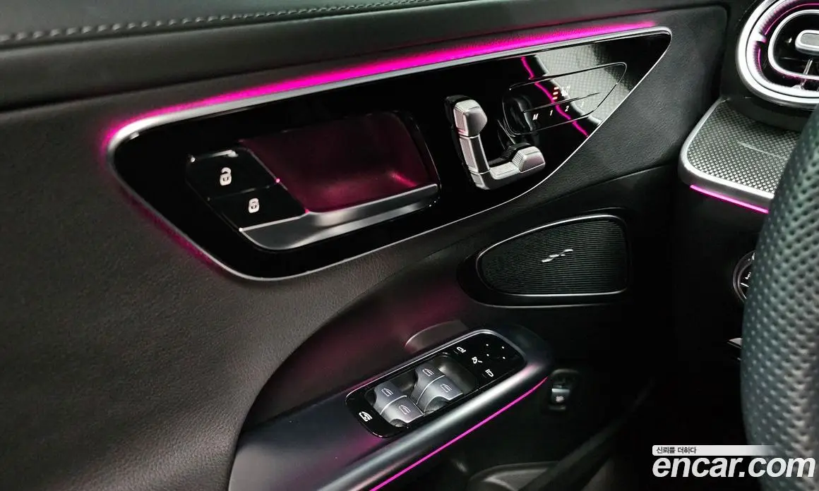 Mercedes-Benz C-Class 2022 2.0 автомат (гидро), фото 23