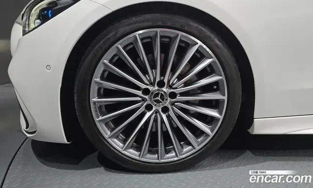 Mercedes-Benz C-Class 2022 2.0 автомат (гидро), миниатюра 5