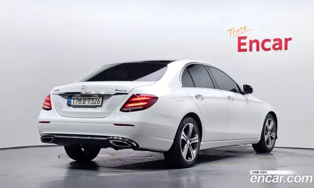 Mercedes-Benz E-Class 2016 2.0 автомат (гидро), миниатюра 2