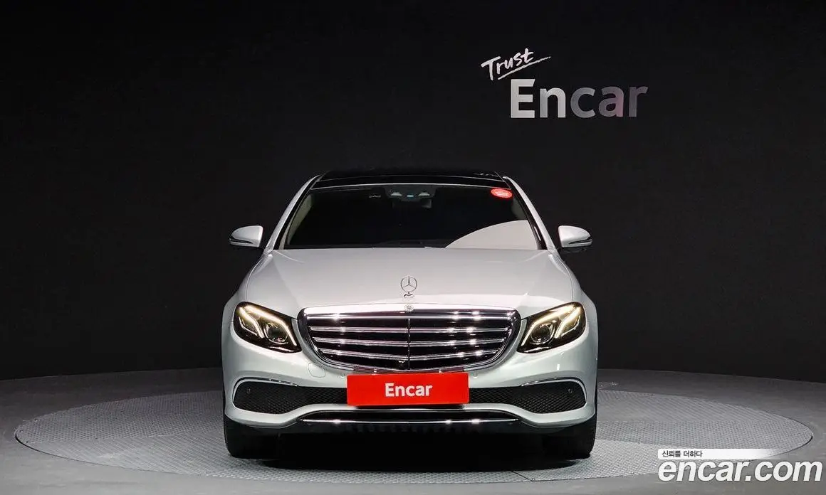 Mercedes-Benz E-Class 2019 2.0 автомат (гидро), фото 3