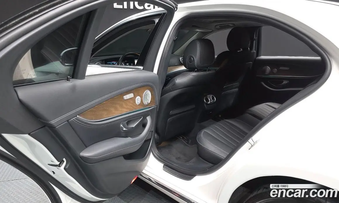 Mercedes-Benz E-Class 2020 2.0 автомат (гидро), фото 16