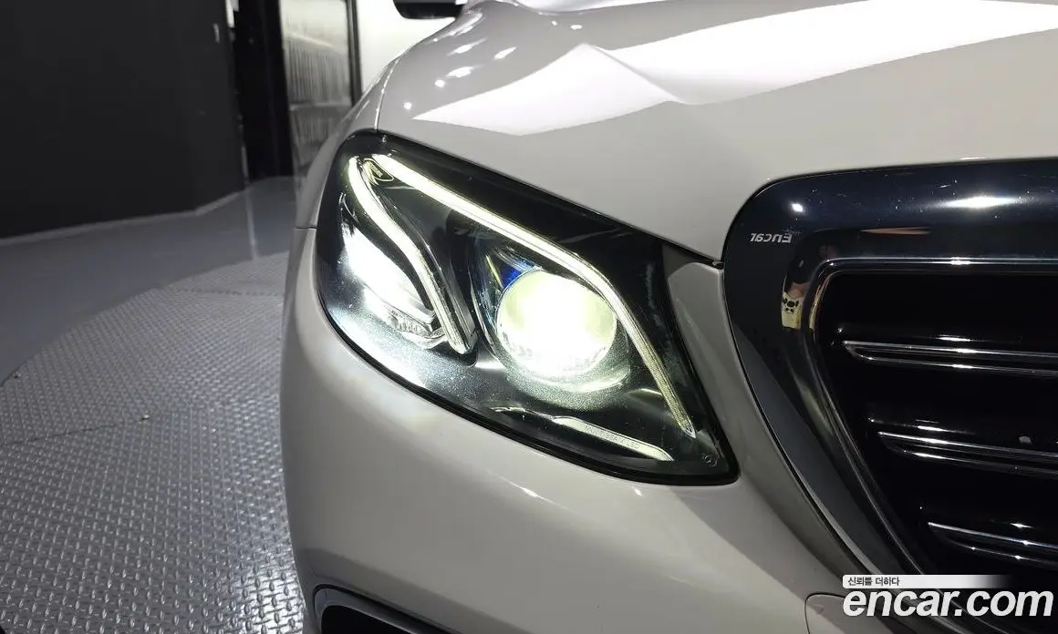 Mercedes-Benz E-Class 2020 2.0 автомат (гидро), фото 8