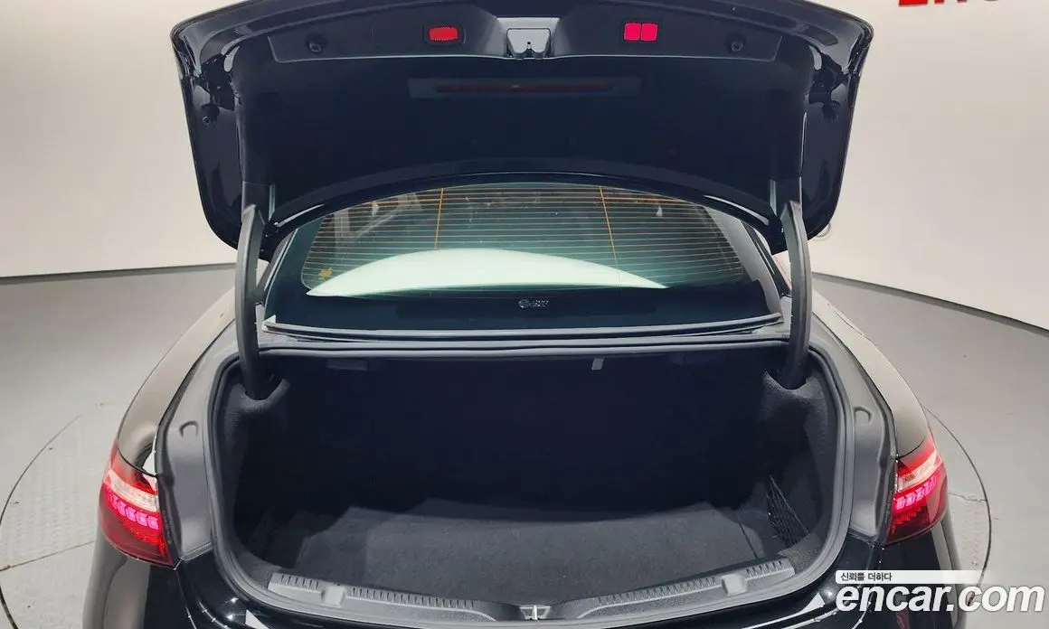 Mercedes-Benz E-Class 2021 3.0 автомат (гидро), фото 27