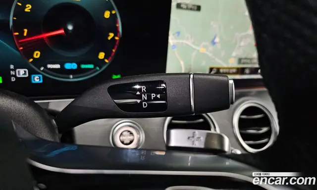 Mercedes-Benz E-Class 2022 2.0 автомат (гидро), миниатюра 12