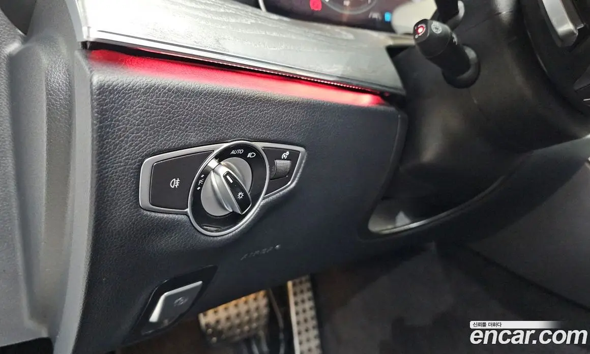 Mercedes-Benz E-Class 2022 2.0 автомат (гидро), фото 20