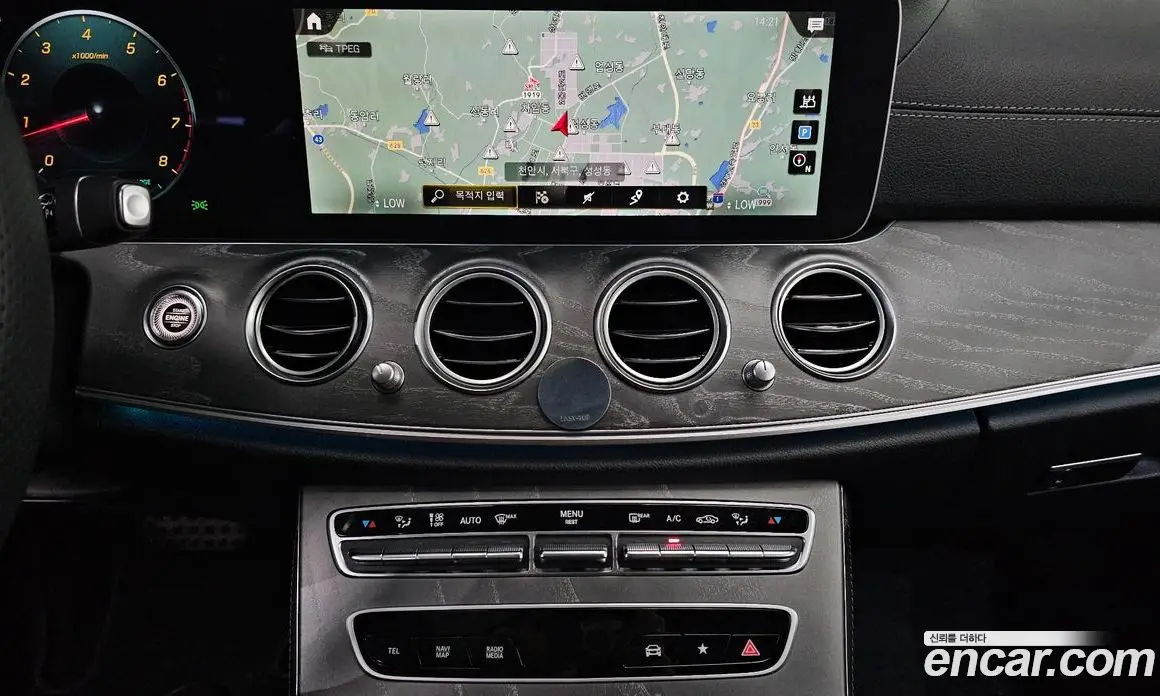 Mercedes-Benz E-Class 2022 2.0 автомат (гидро), фото 23