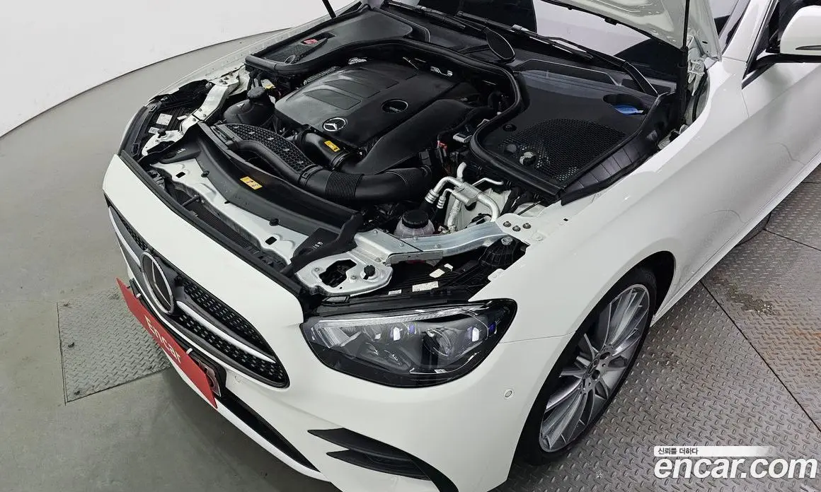 Mercedes-Benz E-Class 2022 2.0 автомат (гидро), фото 6