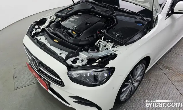 Mercedes-Benz E-Class 2022 2.0 автомат (гидро), миниатюра 6