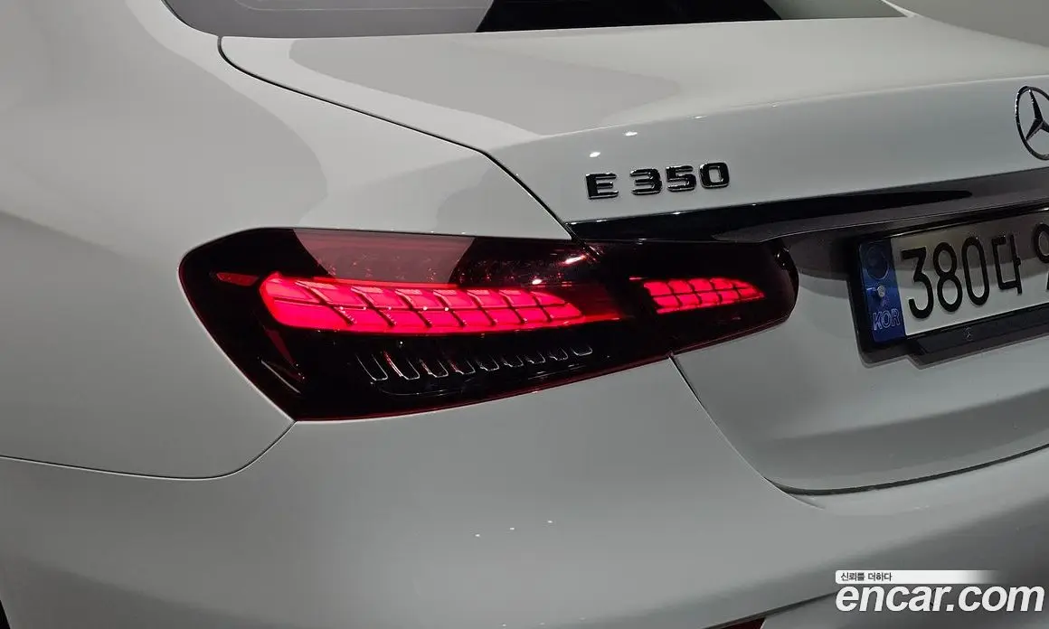 Mercedes-Benz E-Class 2022 2.0 автомат (гидро), фото 9