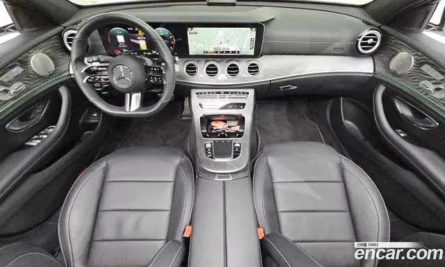 Mercedes-Benz E-Class 2022 2.0 автомат (гидро), миниатюра 10