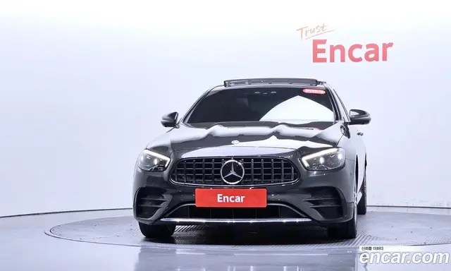 Mercedes-Benz E-Class 2022 2.0 автомат (гидро), миниатюра 2