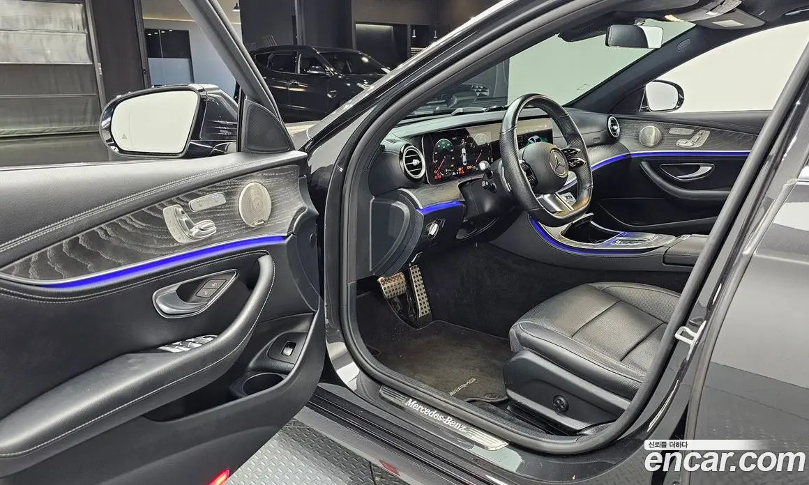 Mercedes-Benz E-Class 2022 2.0 автомат (гидро), фото 12